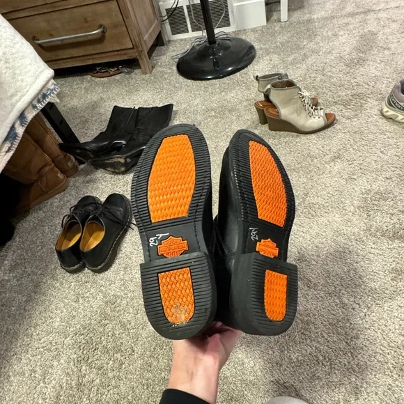 Black Leather Motorcycle Boots - Picture 4 of 5